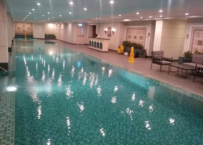 Amazing With Balcony, Pool, Gym Holiday home *