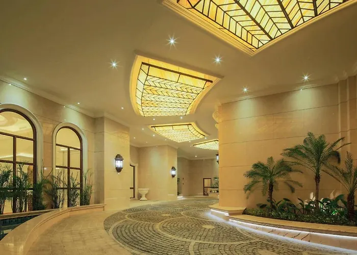 Amazing With Balcony, Pool, Gym Holiday home *